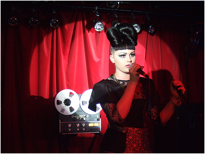 Viktoria Modesta