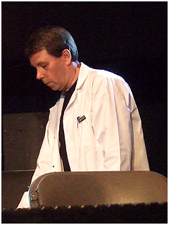 Throbbing Gristle