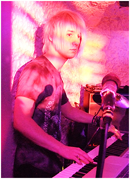 Stereo Juggernaut