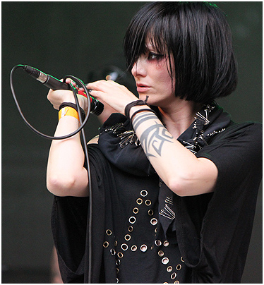 Tying Tiffany