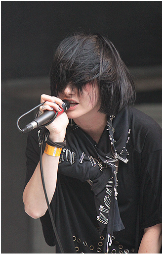 Tying Tiffany