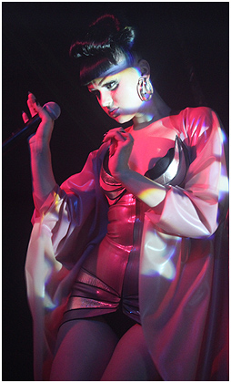 Viktoria Modesta
